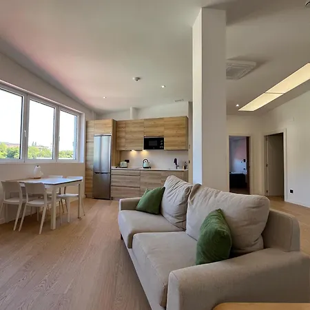 Pillotegi Parking Gratuito *